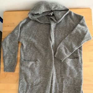 Uniqlo Small Grey Hooded 100% Wool Cardigan Sweater